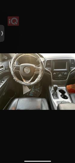 جیپ گراند شیرۆکی